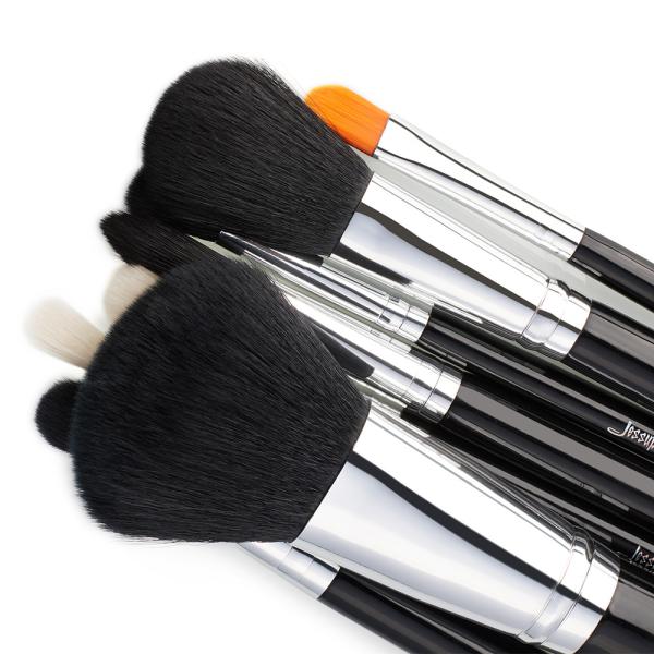 Dome Shaped Essential Makeup Brushes Set Cruelty Free Jessup Brush Set