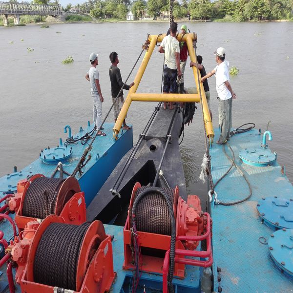 High Performance Cutter Suction Dredger with 500-1500m Discharge Distance, 1100m3/h Workload, and 10m Dredging Depth