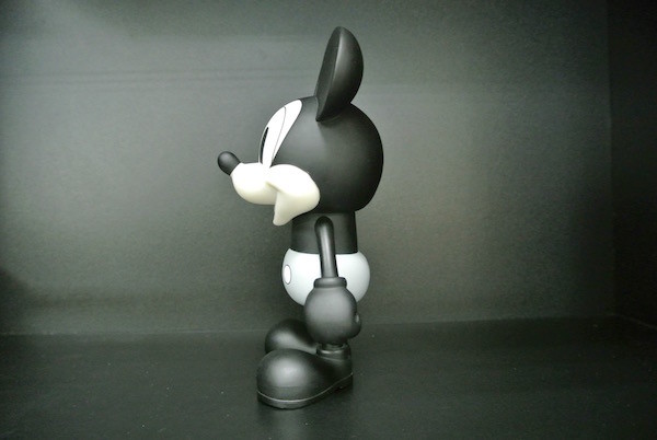 Black Color Mickey Mouse Figures , Collectible Vinyl Figures For Kids