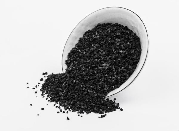 Industrial Coconut Shell Charcoal Granules 64365 11 3 For Air Purification 600–1200 °C