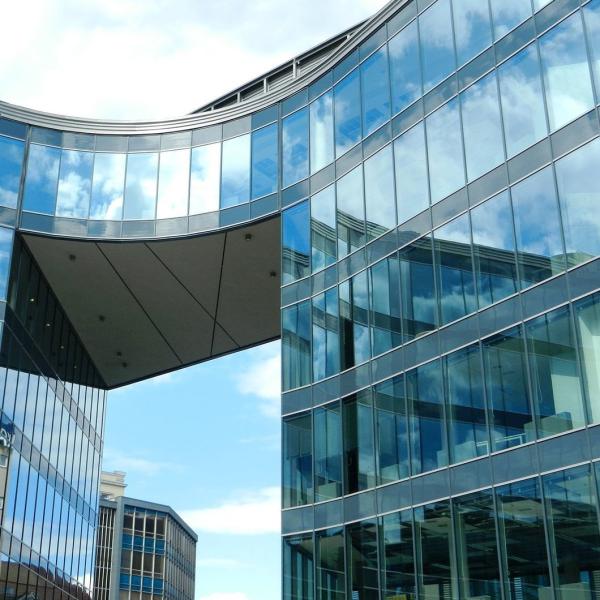 Modern Architectural Glass Curtain Wall System With Photovoltaics Function