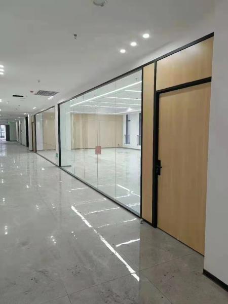 Polished Glass Partition Wall Divider ODM For Commercial