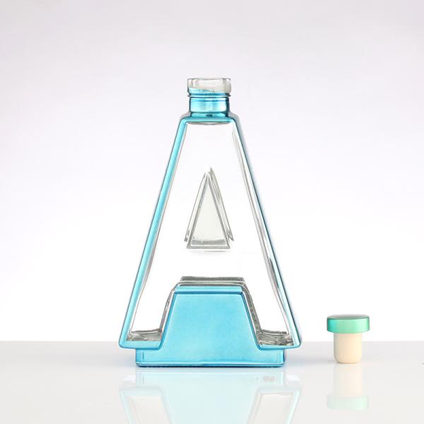 Super Flint Glass Triangle Shape Empty Bottles for Whisky Vodka Spirit Rum Gin Brandy