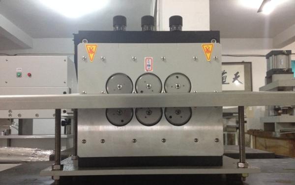 V-Cut PCB Separator Machine Specilize in LED Lamps Strip with 6 Blades