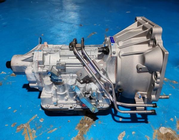 Sliver Transmission Gearbox for SUZUKI JIMNY 4X4 TW-40LS 22710-76J30 20002-76J33