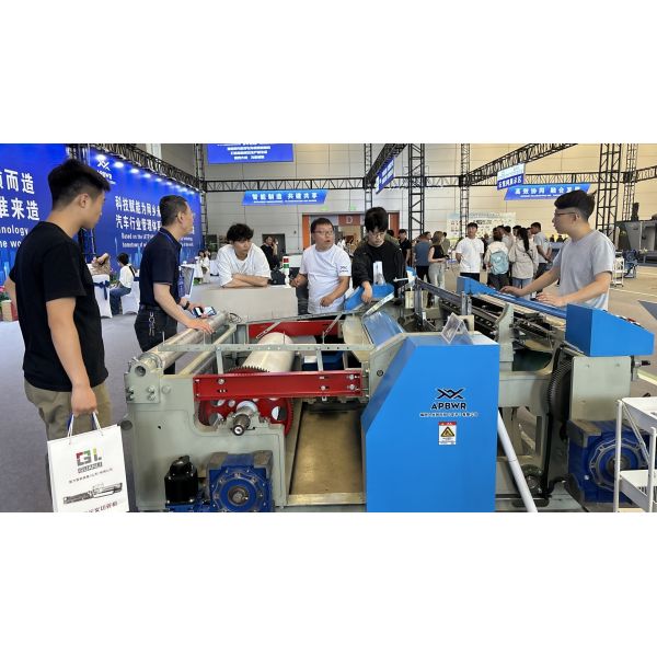 Precision Wire Mesh Loom Machine