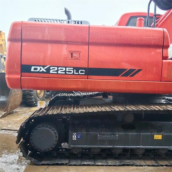 Doosan DX225 Excavator With Original Hydraulic Pump And Many Automation Functions