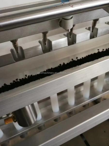 Vegetable Seedling Transplanting Machine with Pneumatic Sowing and 304 Stainless Steel