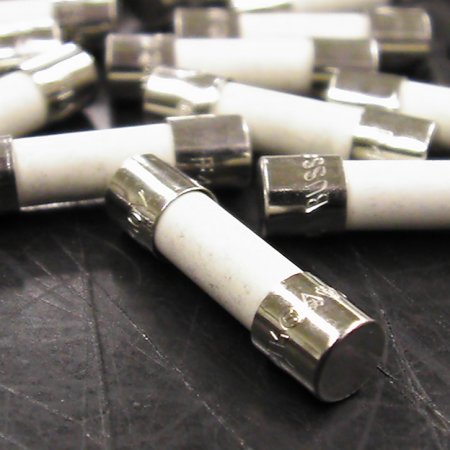 Высокое напряжение 5,500 взрыватель отставания по времени взрывателя 500В стеклянной лампы серии керамический для электропитания