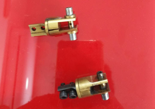 Vector 7000 Cutter Parts Blade Fixing Axis 2x7 Unit 775446A