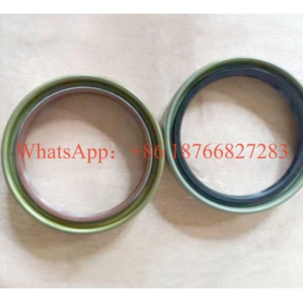 Komatsu Bulldozer D135A-2 final drive oil seal 07013-10120