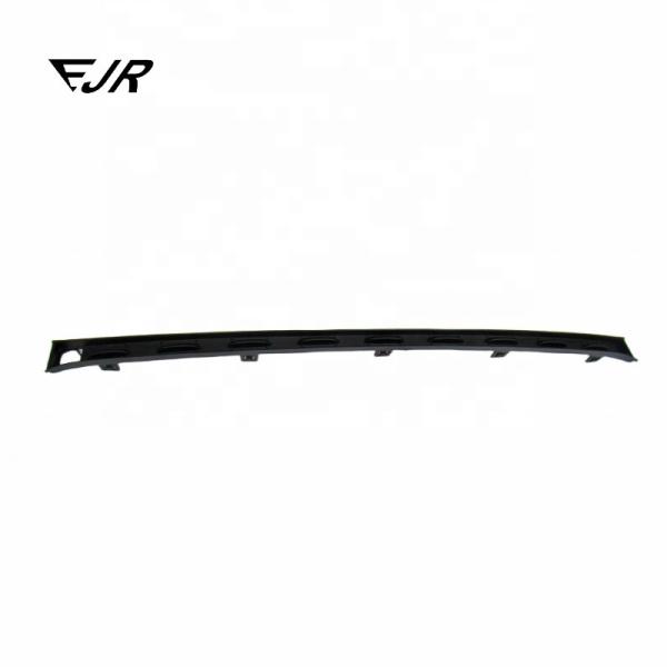 670065942 Plastic Central Top Front Grille Bumper For 2019- Levante
