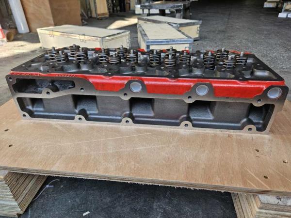 5271866 Cylinder Engine Head Assembly Model ISF3.8 Cummins Cylinder Head