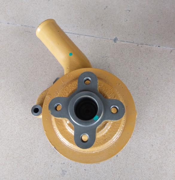 Yanmar 3D94 3TNE94 Water Pump PC40 3D94 3D94-2A 6144-61-1301