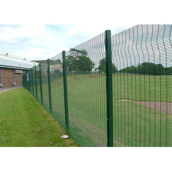 Powder Coated / Galavnized Welded Wire Mesh Fence 6FT For Farm Green Color