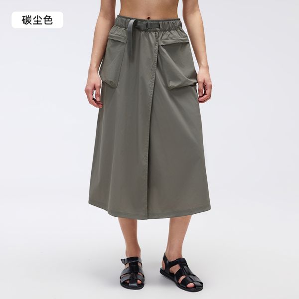 Black High Waist A-Line Midi Skirt with Cargo Pockets for Casual and Outdoor Wear