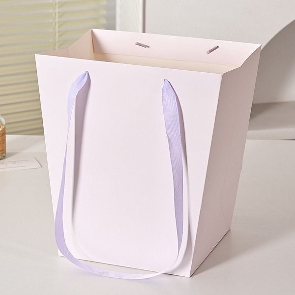 Trapezoidal Paper Flower Bags with Ribbon Handles for Gift Packaging