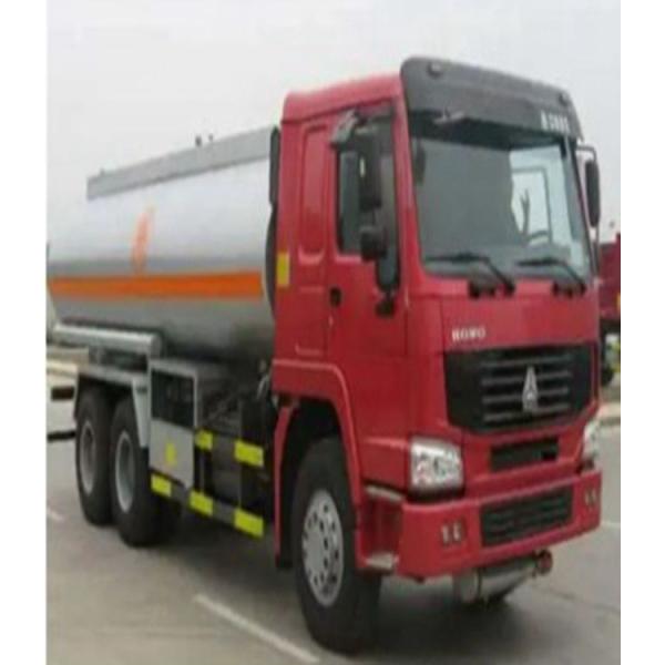 LHD RHD Нефтяной танкер SINOTRUK 3 оси 3 отсека 6X4 30Cbm Объем погрузки Euro II с гидравлической системой