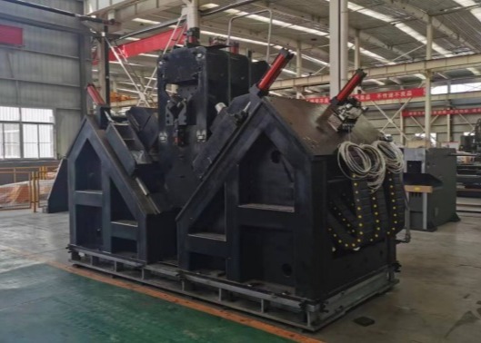 Около 150 кВт Общая мощность Линия сверления и разметки углового профиля с ЧПУ, 9 осей ЧПУ, Гидравлическая станция, Метод воздушного охлаждения