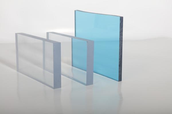 4 mm feuille de PC en polycarbonate transparent pour les toits et les panneaux extérieurs résistant aux intempéries
