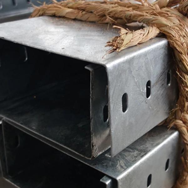 Adjustable Hot Dip Galvanized Cable Tray With Connectors / Clamps Flexible And Strong 25mm-150mm Height