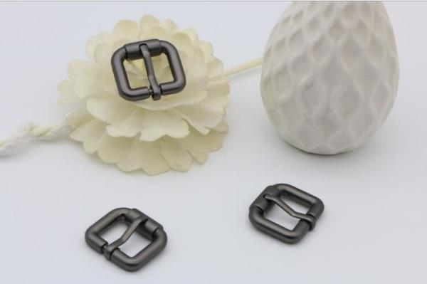 Cheap fashion wholesale manufacturers 15.5 mm gunmetal color zinc alloy metal pin custom belt buckle