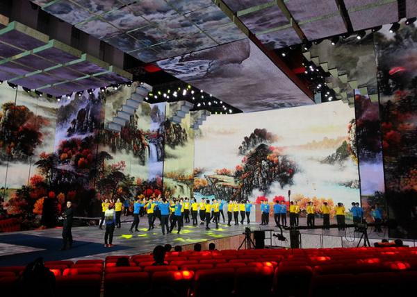 Écran vidéo LED Location P2.5 HD 1/32 Mode d'analyse Vidéo vive en couleur complète