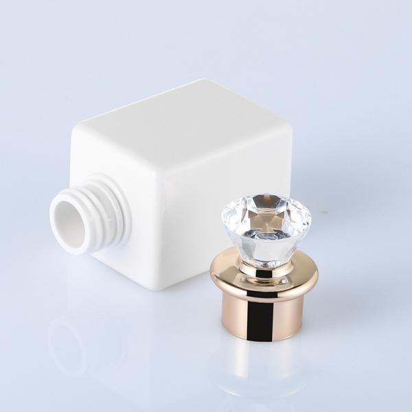 High Quality Luxury White Customize Square  Shampoo Hair Lotion Bottle With Diamond Gold Rim Cap