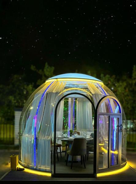 Prefab Cabin House Restaurant Transparent Bubble House Glamping Dome Tents for Events