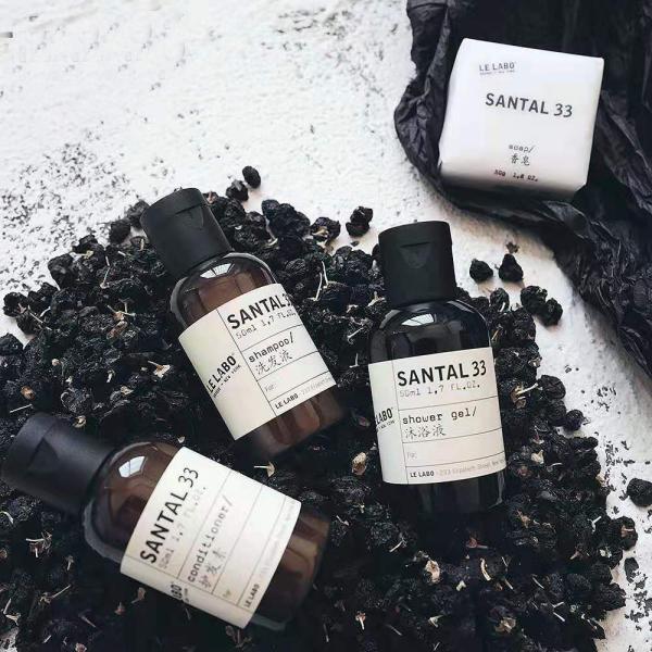 Luxury Moisturizing Hair Conditioner , Bath Gel Shampoo Body Lotion Hotel Bathroom Set