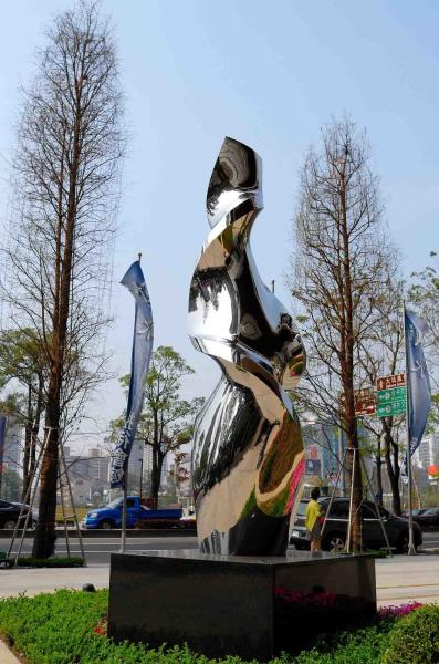 Contemporary Outdoor Metal Sculpture Plaza Decoration In Stainless Steel 316L
