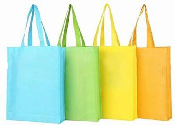 Tela não tecida de Spunbond do poliéster amigável de Eco para sacos de compras não tóxicos
