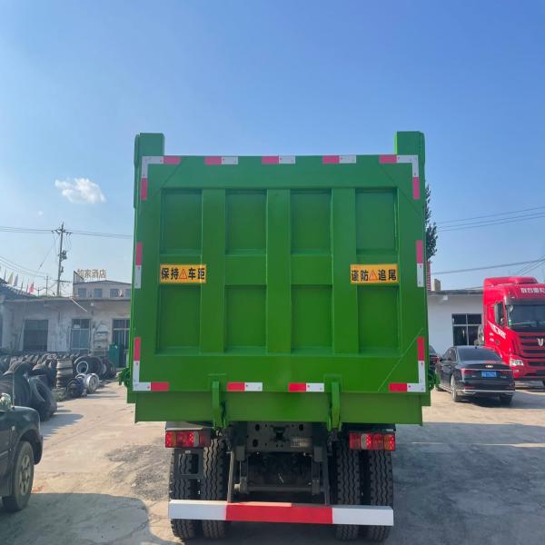 Used Dump Truck Howo G7 Sinotruk Howo 6x4 Tipper 10 Wheeler manual diesel