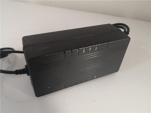 le chargeur 13s 48v de batterie au lithium 640W a produit 54.6v 10a pour le scooter électrique de vélos