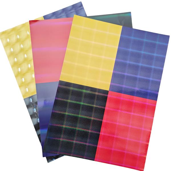 BOPP PET Hot Thermal Holographic Lamination Film Roll For Gift Craft Packaging