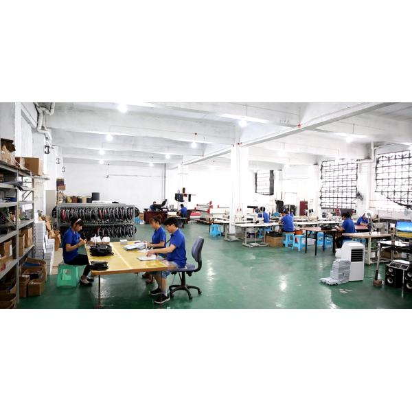 Customized Hand Stitching Steering Wheel Cover for BMW 5 Series i5 G60 G61 2023 2024