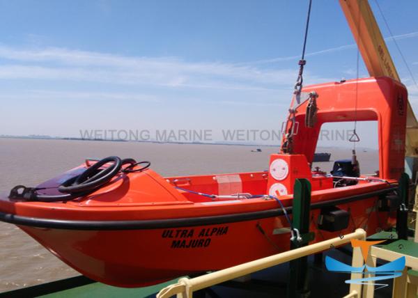 Light Weight Solas Rescue Boat , Fire Protected Lifeboat 6-16 Person Capacity