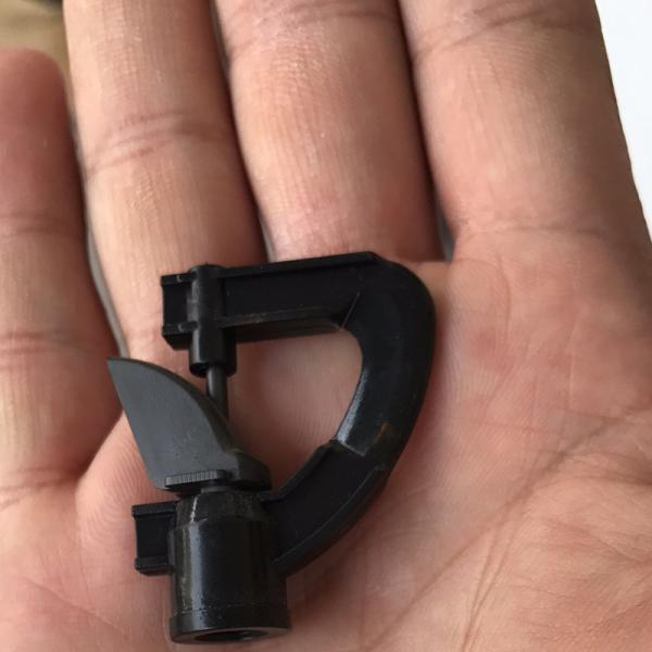 Endurable Engineering Plastic Duckbill Wheel Sprinkler for 360° Garden Farm Irrigation