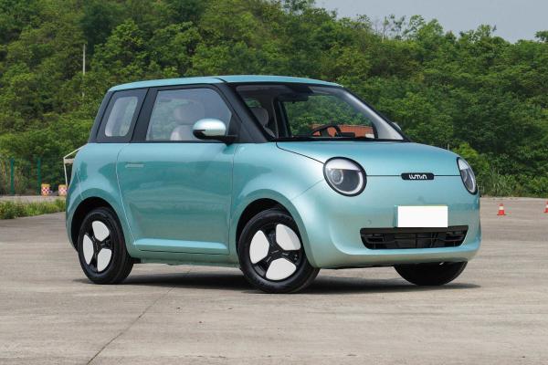 301KM Small Suv EV Left Hand Drive Changan LUMIN Mini Hatchback Electric