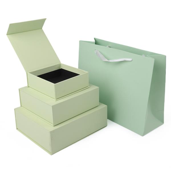 Paper jewelry Gift Box Packaging Eco Friendly Cardboard green Magnetic Jewelry Box