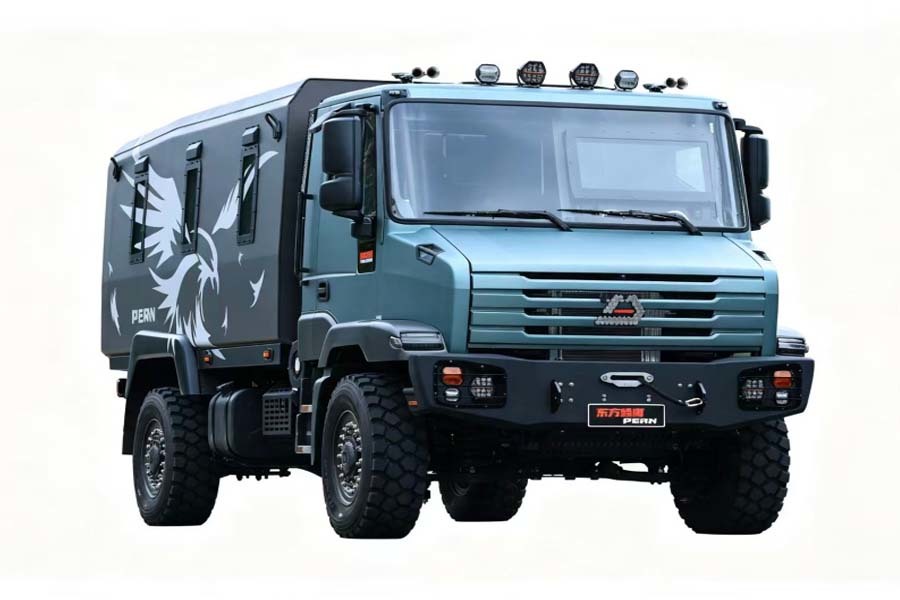 4x4 Off-Road Multi-purpose Square Cabin Personnel Carrier