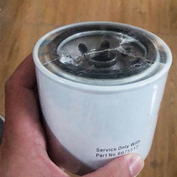 Loader Parts Engine Spin-On Lube Oil Filter for Tractor 6675517 P550318 103892 2630795 Z140F10422 140516130