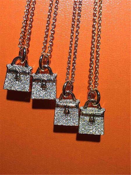  full diamonds of kelly bag necklace 18kt gold  with white gold or yellow gold