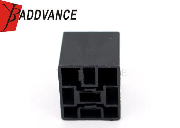 5 conectores PA66 do relé elétrico de Pin Female Unseald Black Automotive