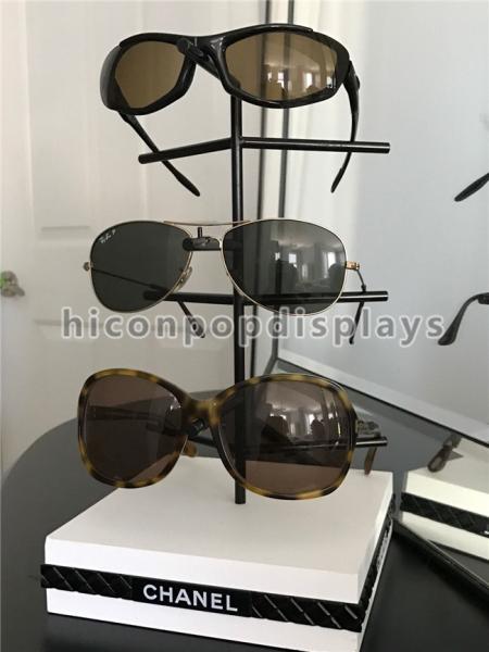 Durable Desktop POP Merchandise Displays Sunglass Display Rod With Wood Base