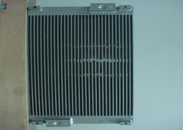 Kobelco SK60 SK200 SK350 Excavator Radiator LC05P00043S001 YN05P00035S002