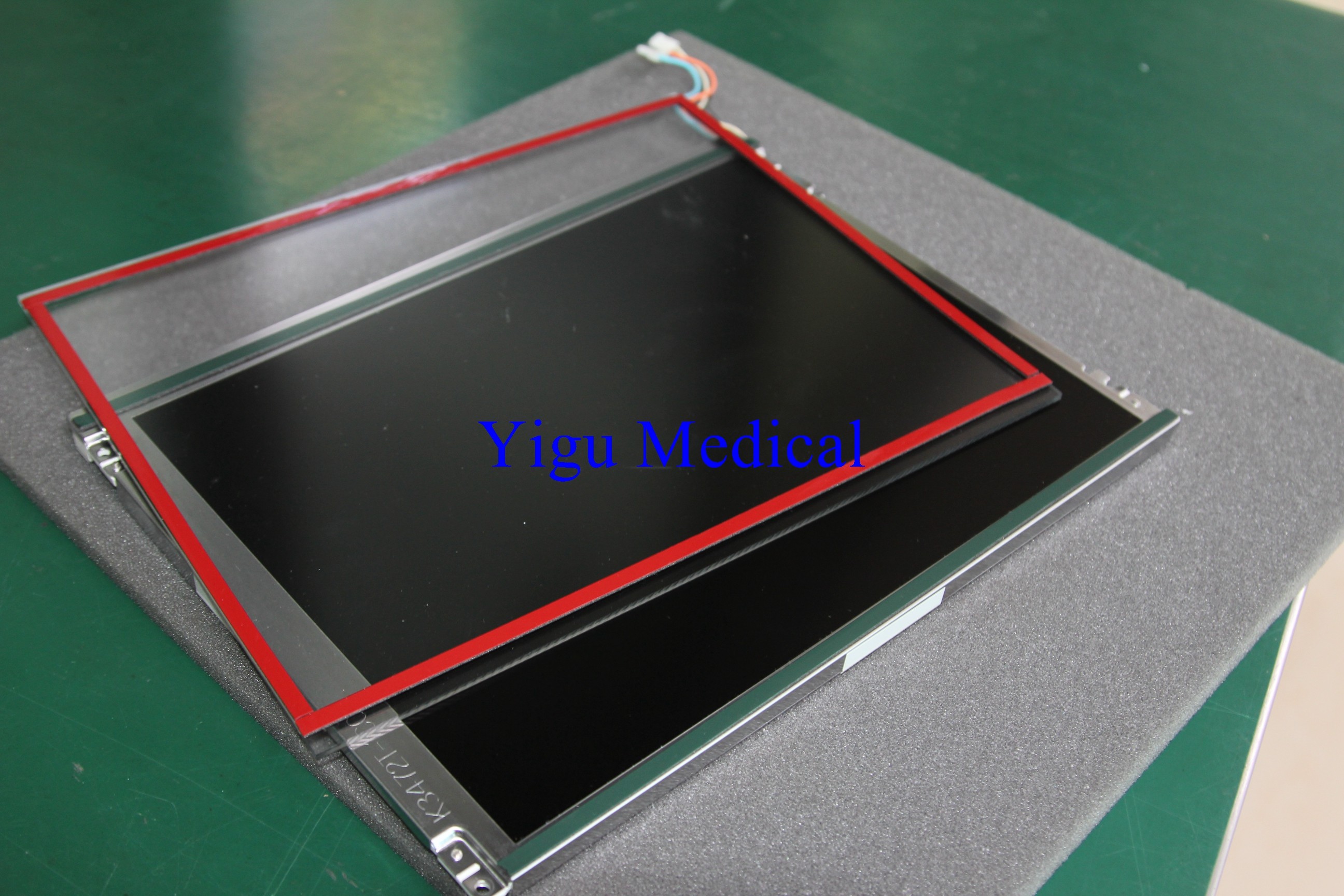 Экран Lcd терпеливого монитора PN LQ121S1LW01 MP40