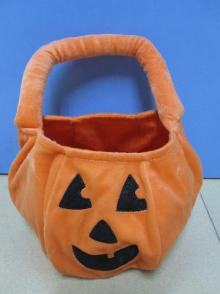 Customized Orange Halloween Plush Toys 12 inch Stuffed Bag for Party