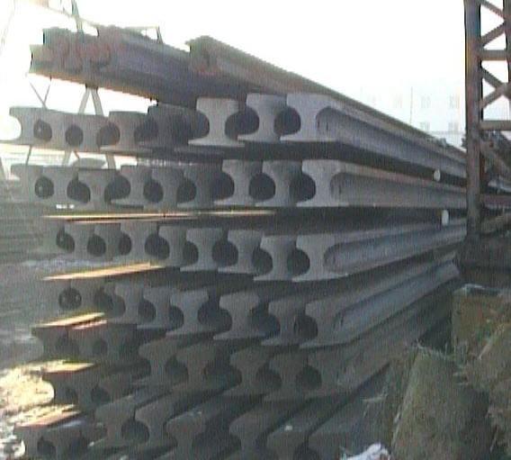 Rail en acier ferroviaire de grue, épaisseur QU100 de Web de 28 - de 44mm
