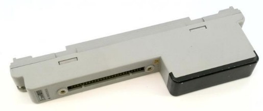 ADM52CS3 YOKOGAWA デジタルコンタクト出力モジュール PCBカード PLCモジュール 産業自動化システム